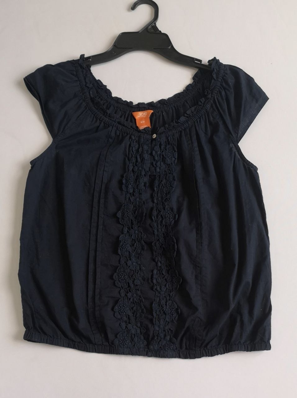 Blusa con elástico abajo