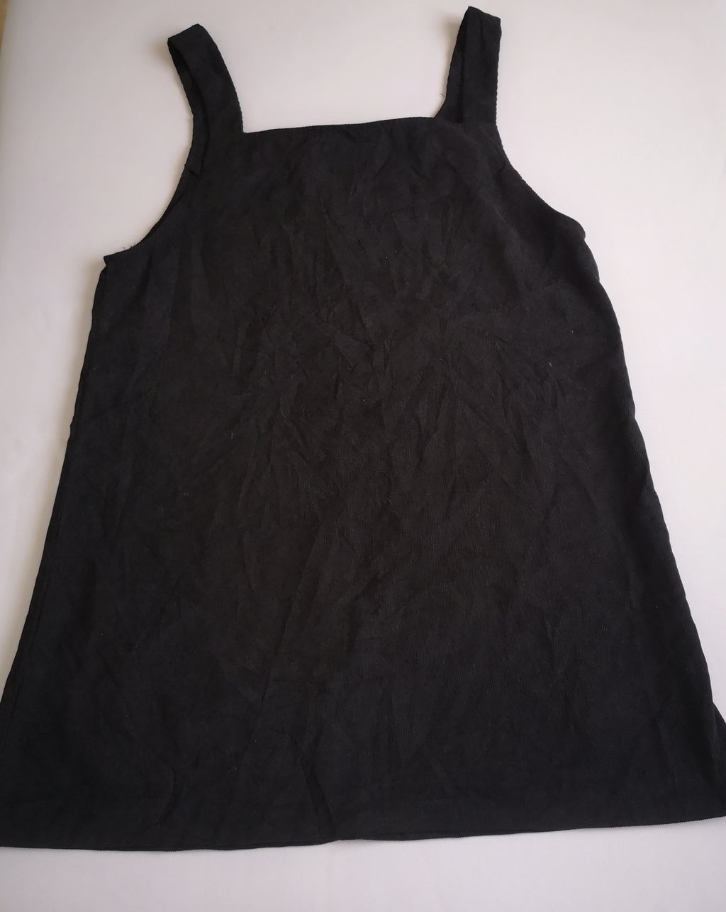 Vestido corte A con blusa de tul
