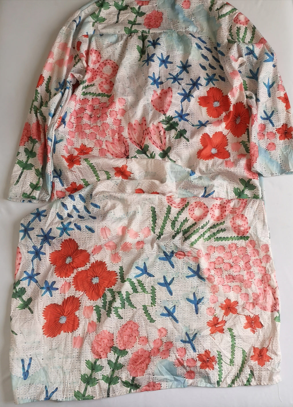 MaxiVestido con bolsas a los lados incluye cincho