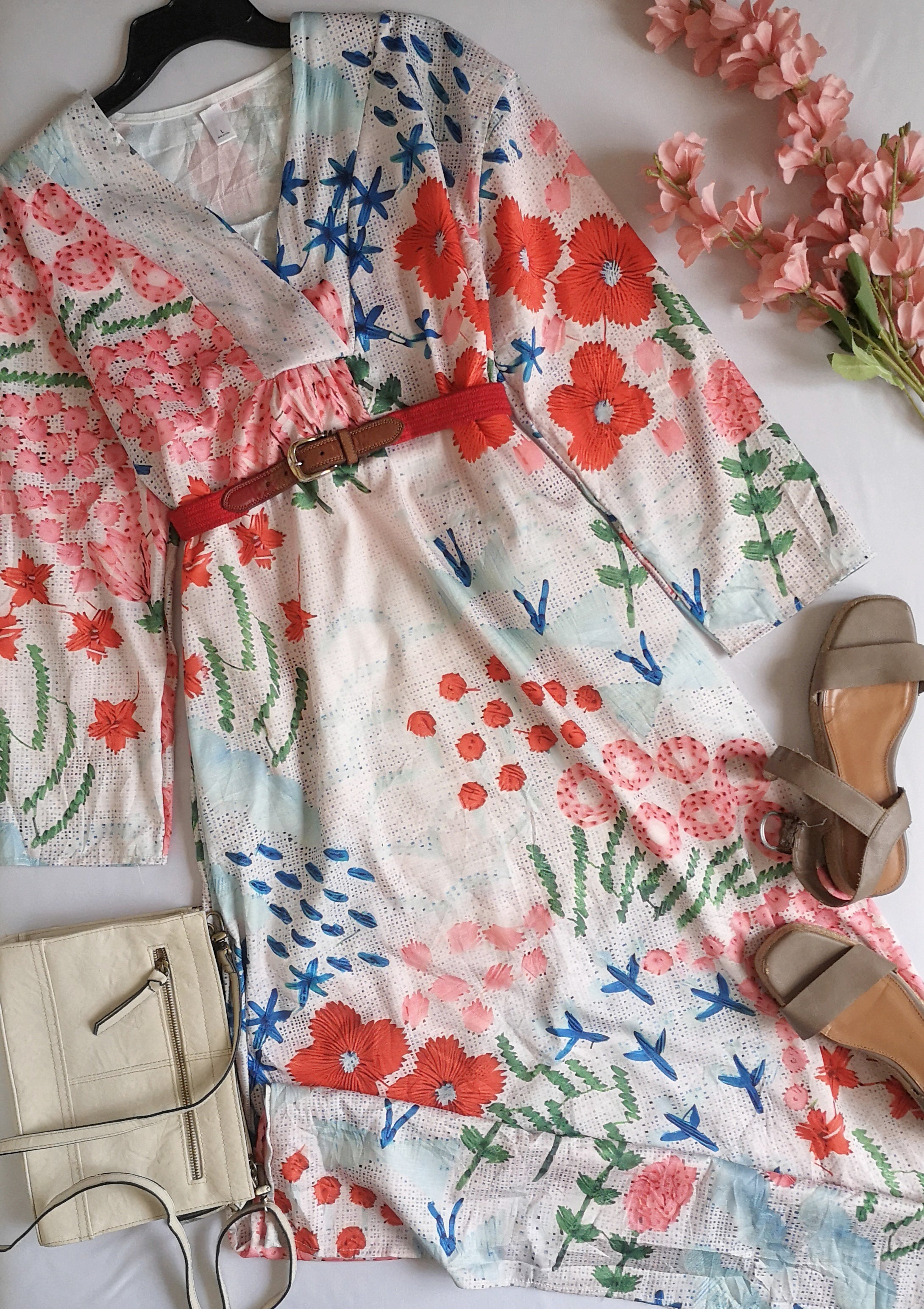 MaxiVestido con bolsas a los lados incluye cincho