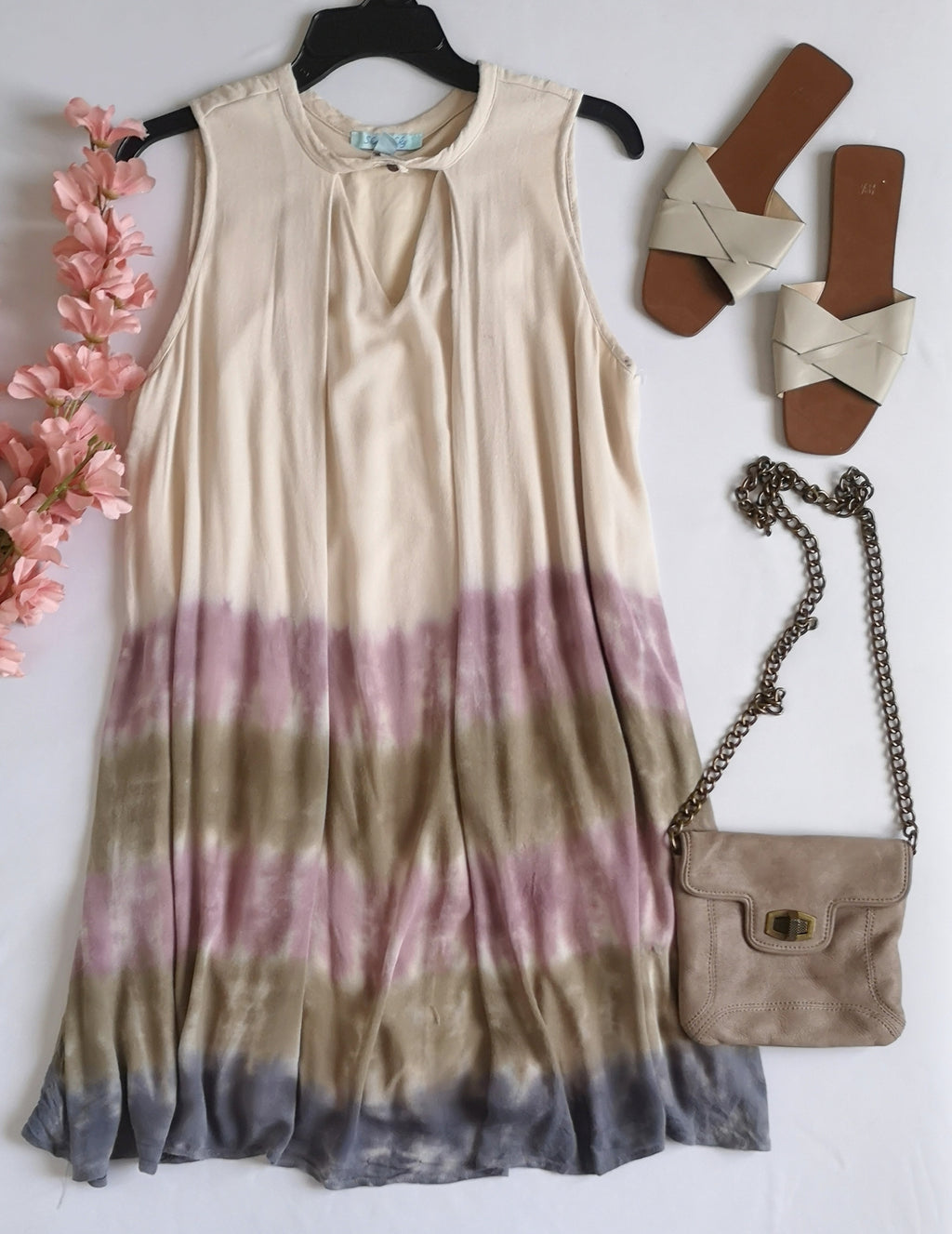 Vestido holgado incluye cartera crosboddy