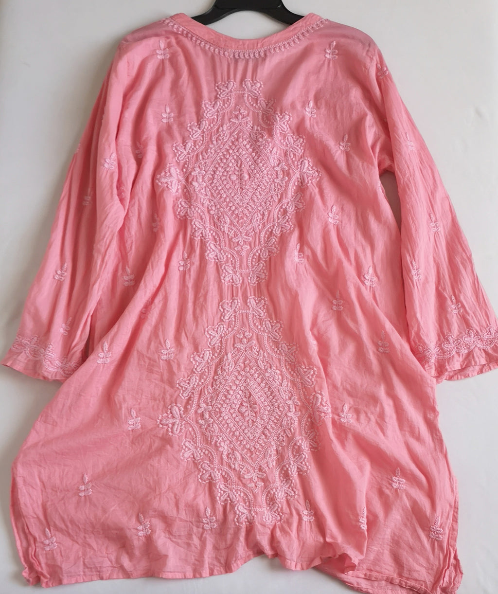 Vestido bordado incluye cincho