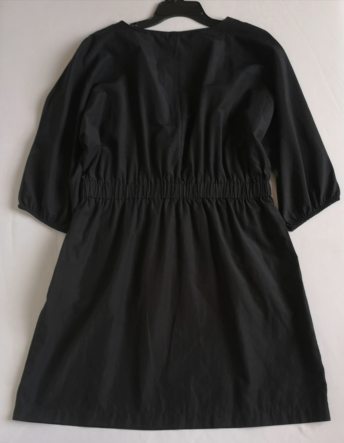 Vestido con elástico en la cintura