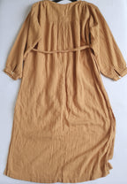 Vestido con bolsas a los lados