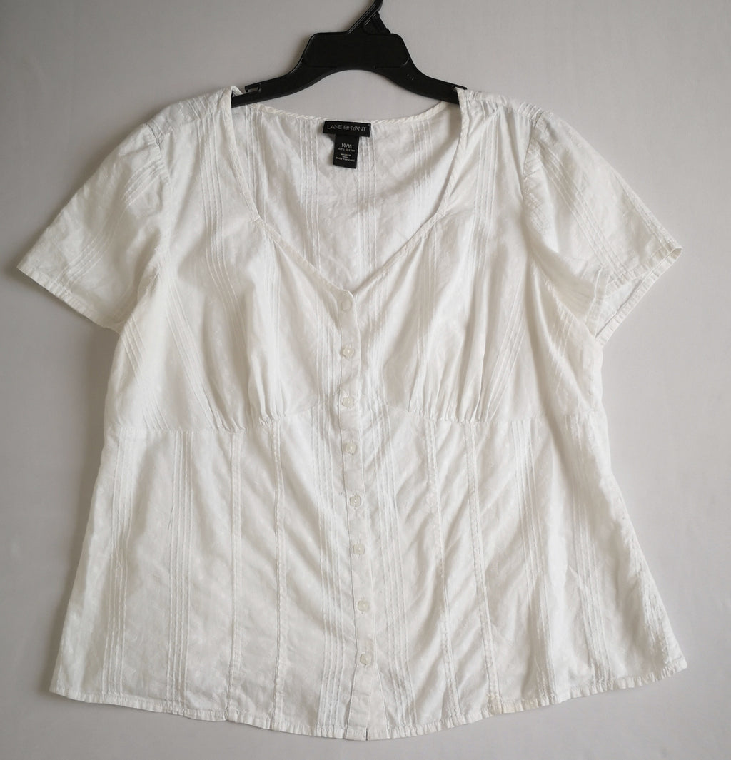 Culotte de encaje y blusa de algodón