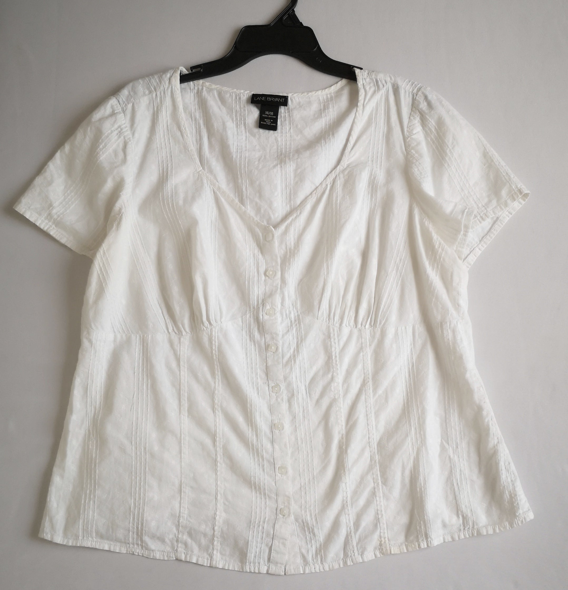 Culotte de encaje y blusa de algodón