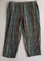 Pantalón tipo hippie y blusa de tirantes