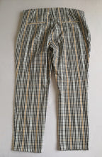 Blusa cuello cerrado con pantalón