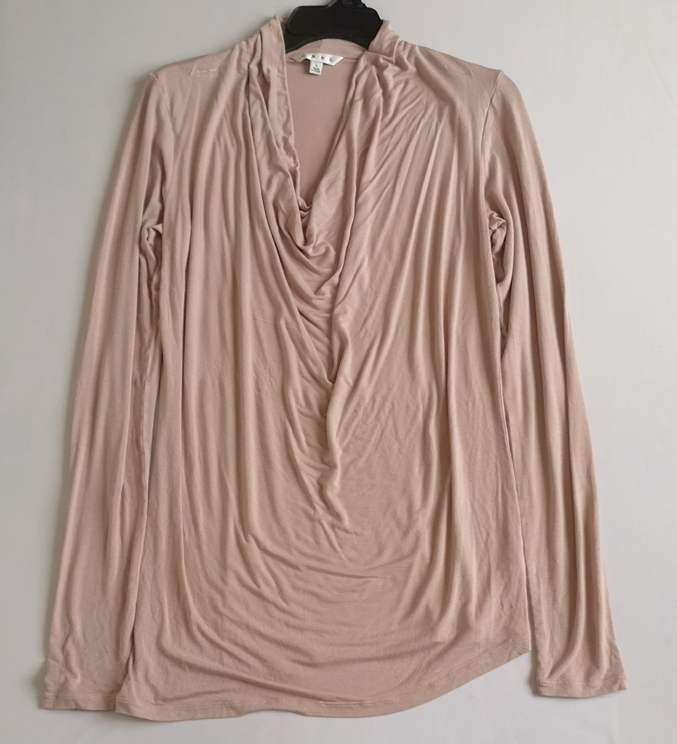 Blusa cuello drapeado pantalón tipo palazzo