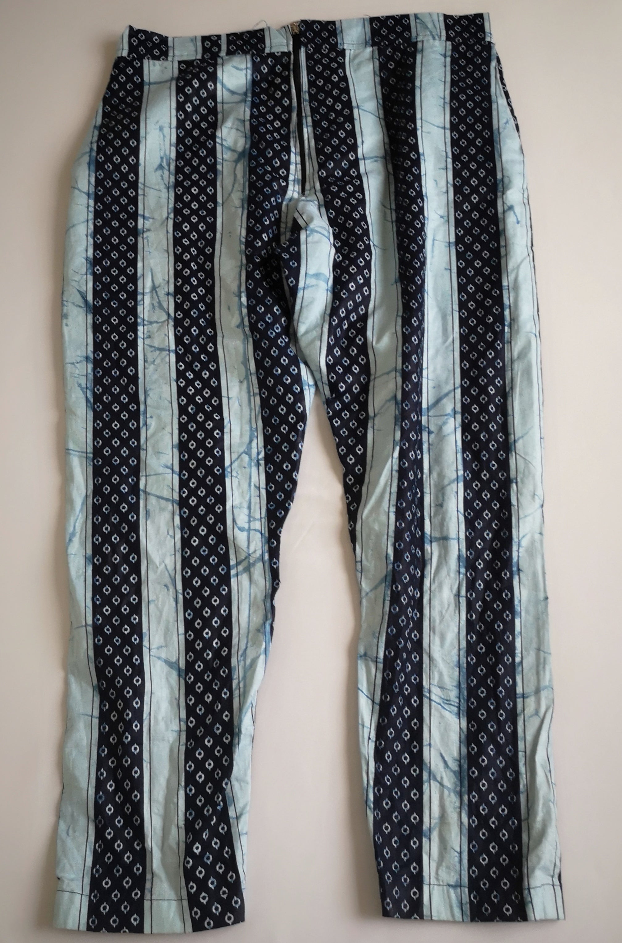 Pantalón con zipper atrás y blusa tela suave