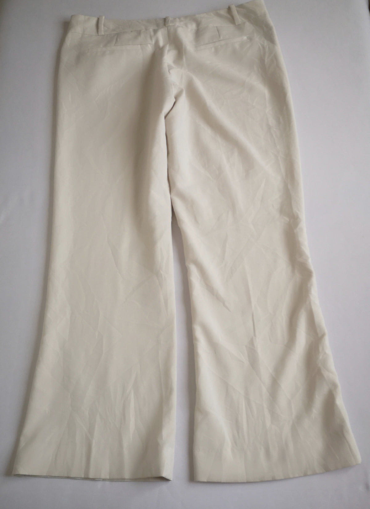Blusa tejida con pantalón Campana
