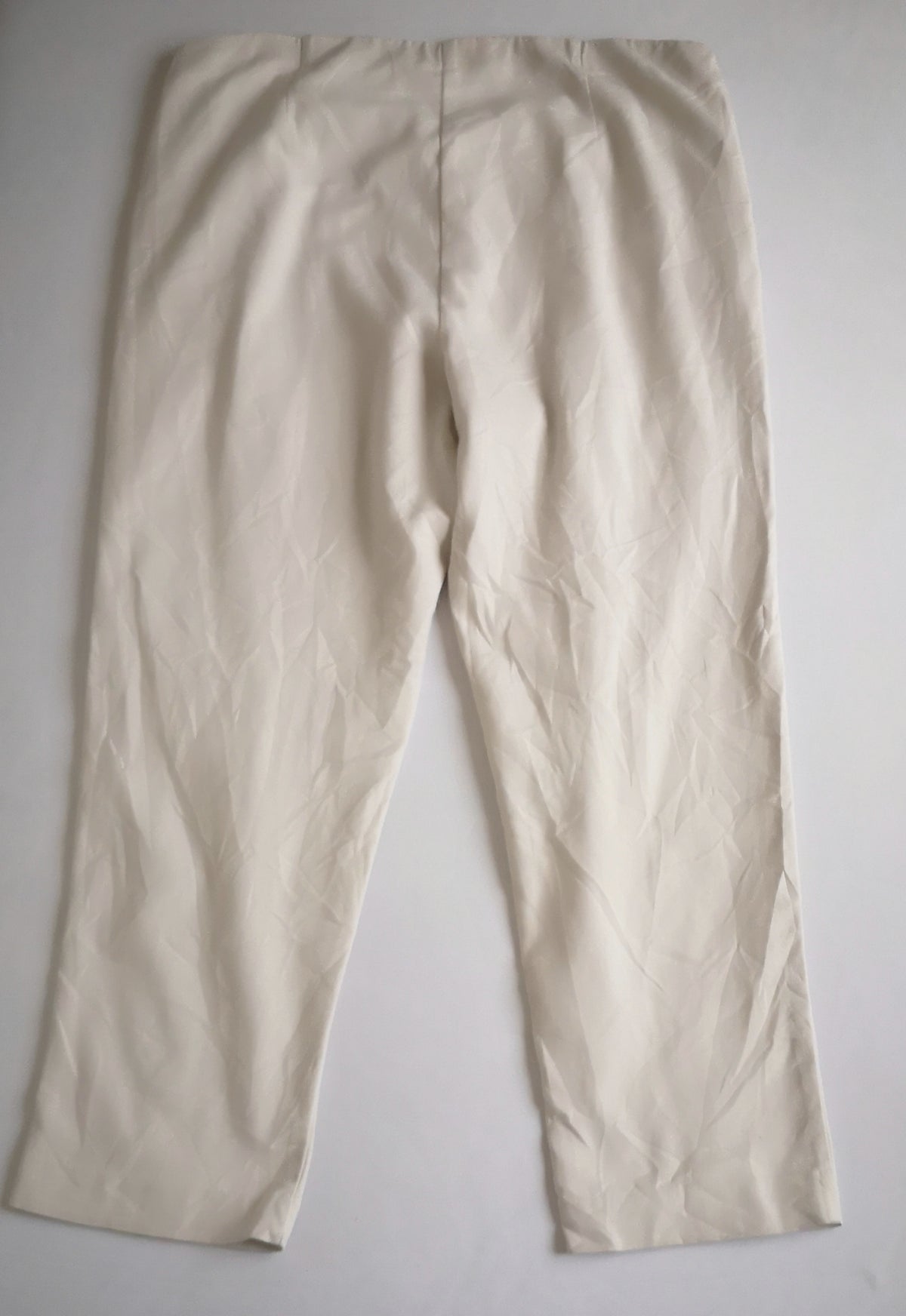 Pantalón con bolsas secretas y blusa manga larga