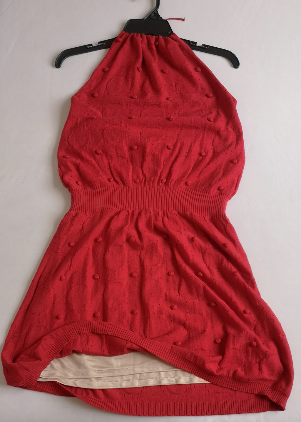 Vestido halter incluye cincho