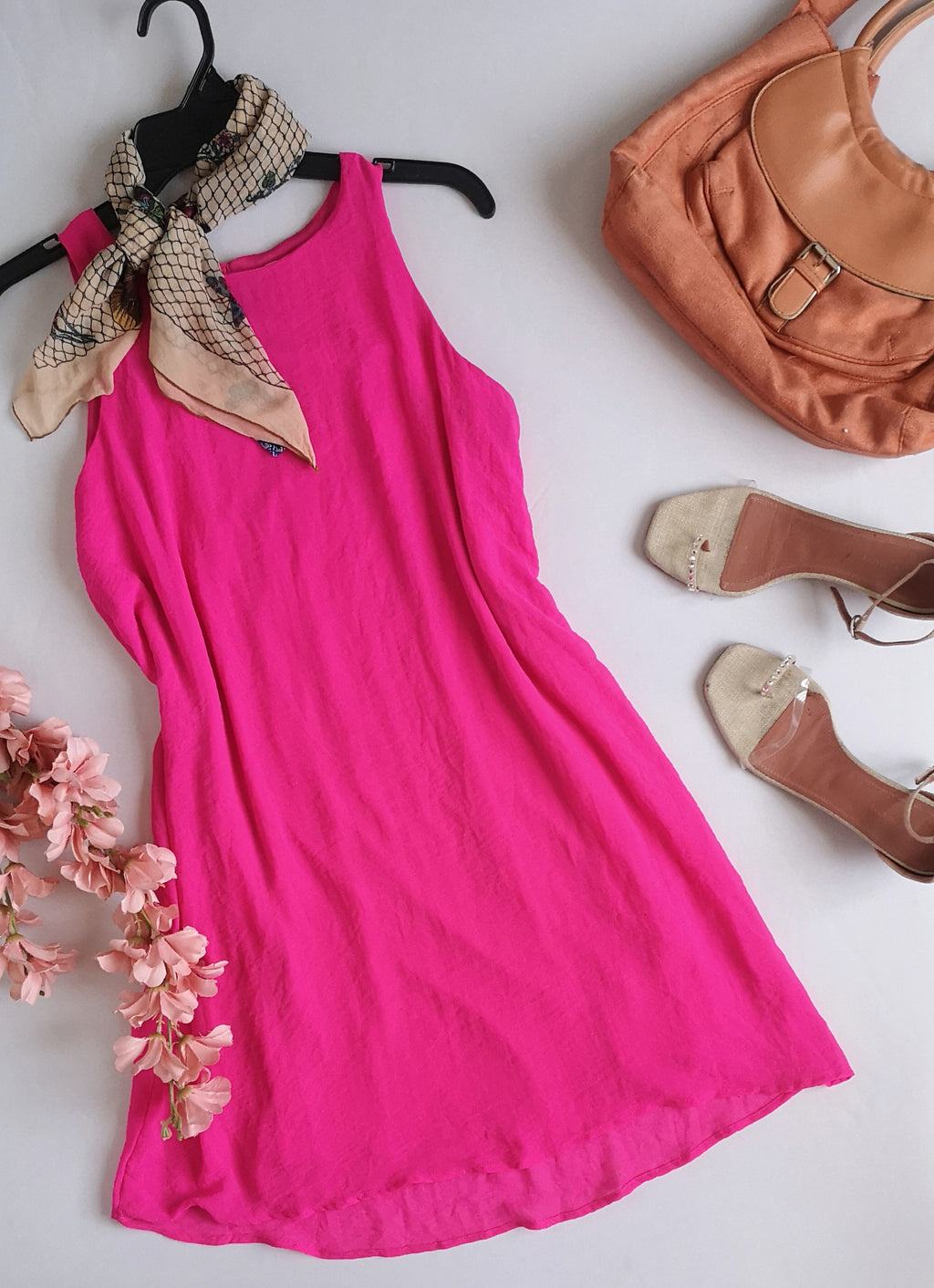 Vestido holgado incluye Pañoleta