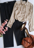Blusa tipo seda y pantalón con cinto