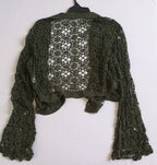 Cardigan tipo crochet con blusa cuello cuadrado