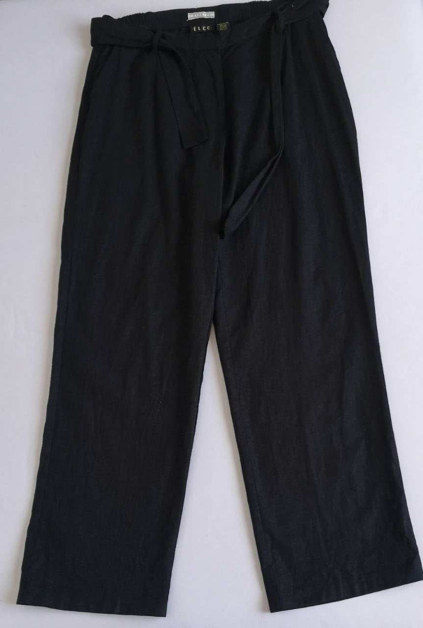 Blusa tipo seda y pantalón con cinto