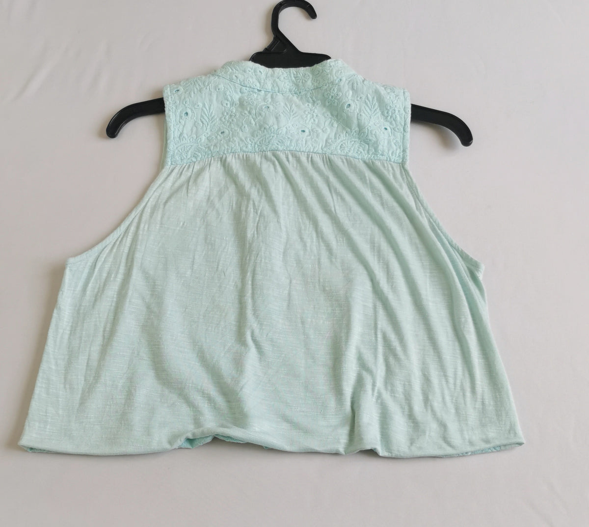Blusa corta y falda larga ⚓
