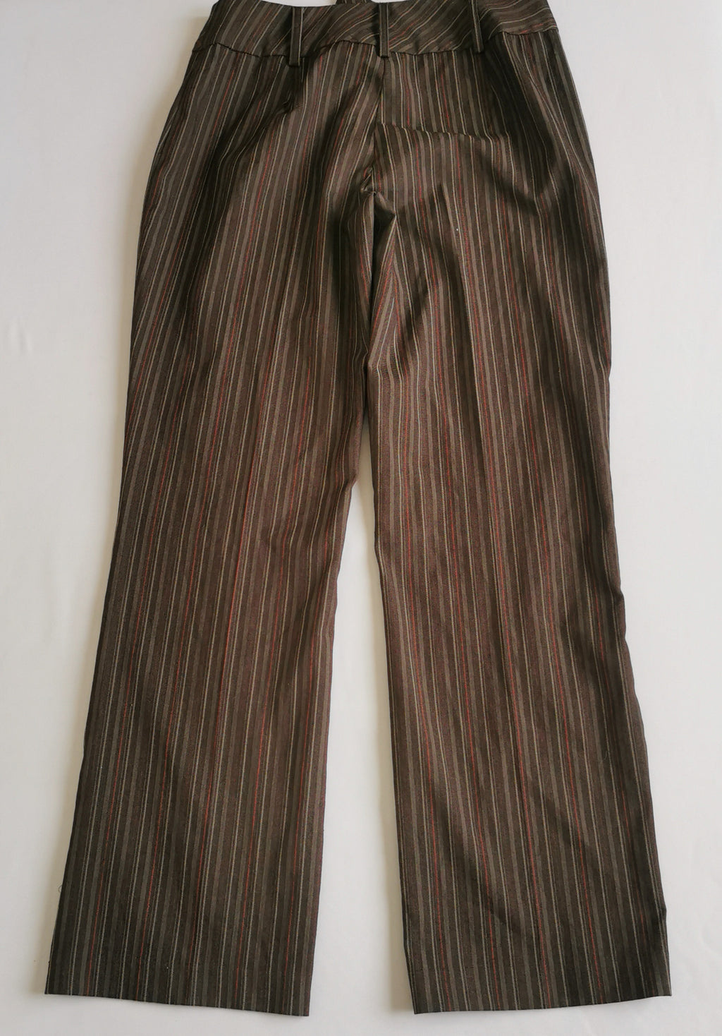 Pantalón corte recto con blusa piel de durazno