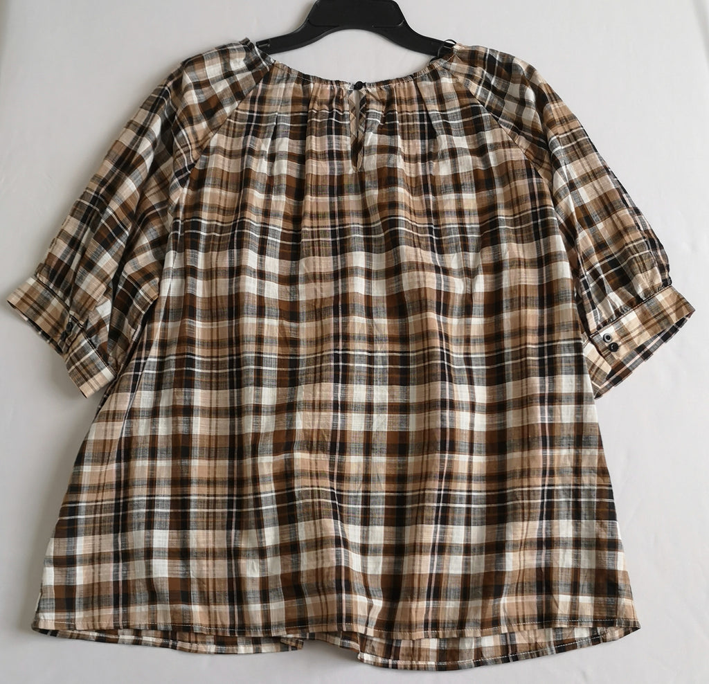 Blusa con olanes y pantalón Campana