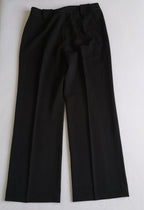 Pantalón de vestir con blusa de chifon