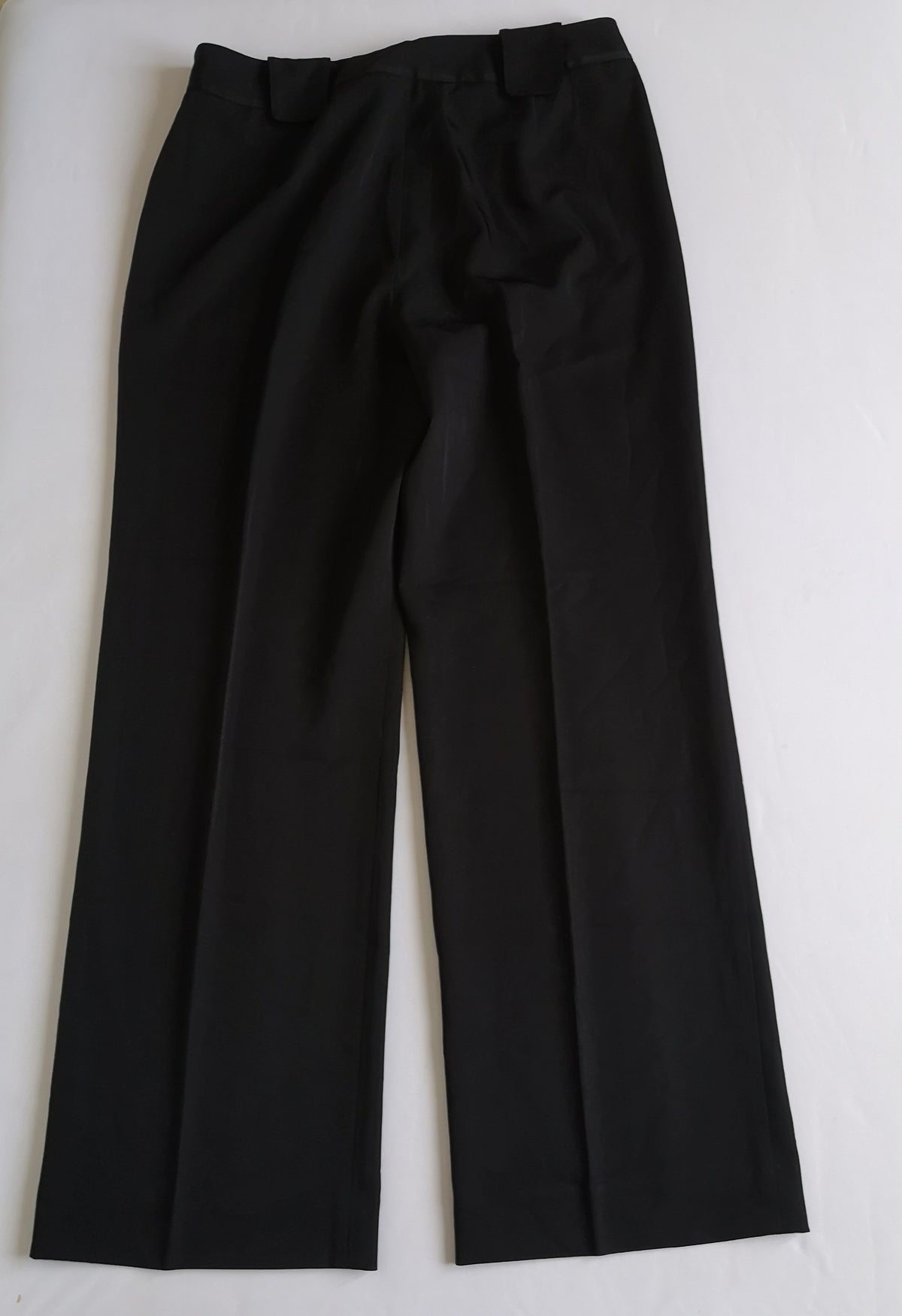 Pantalón de vestir con blusa de chifon