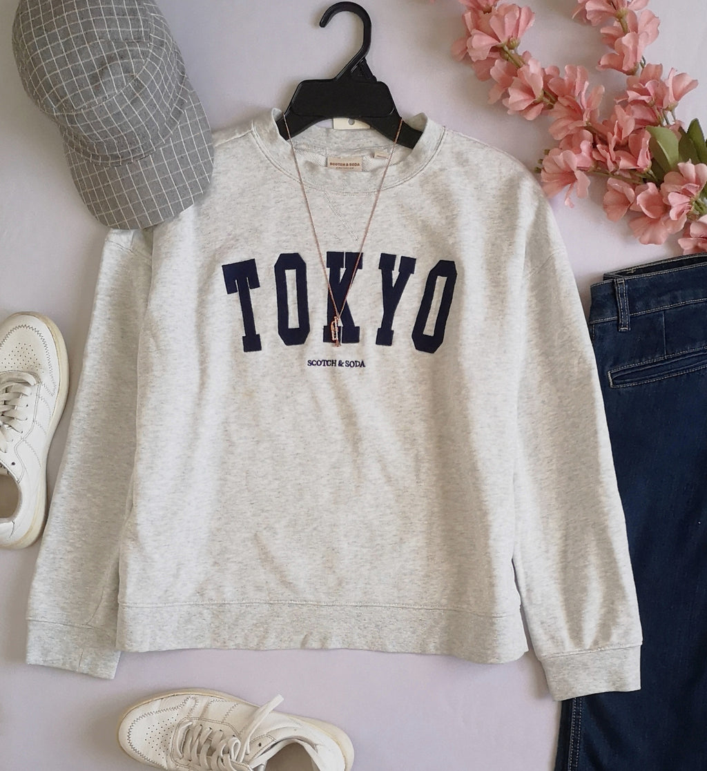 Sueter incluye collar ❤️