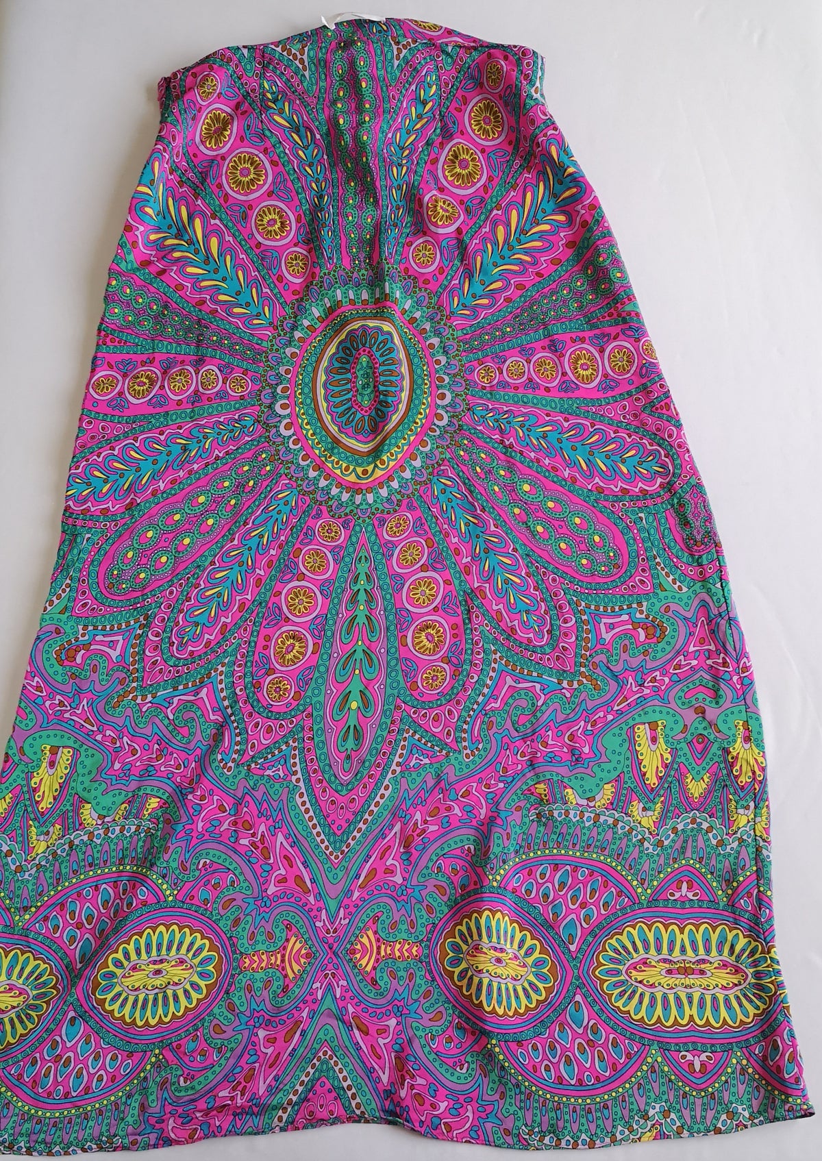 Blusa con nudo y Falda larga