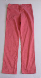 Blusa tipo peplum con pantalón stresh