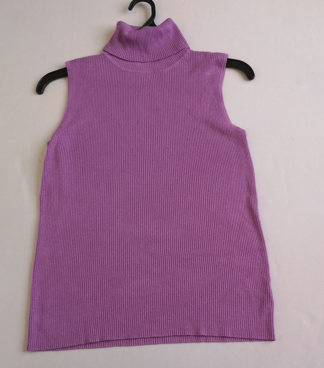Blusa acanalada con pantalón cintura alta