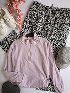 Sueter cuello alto con Pantalón tipo pants