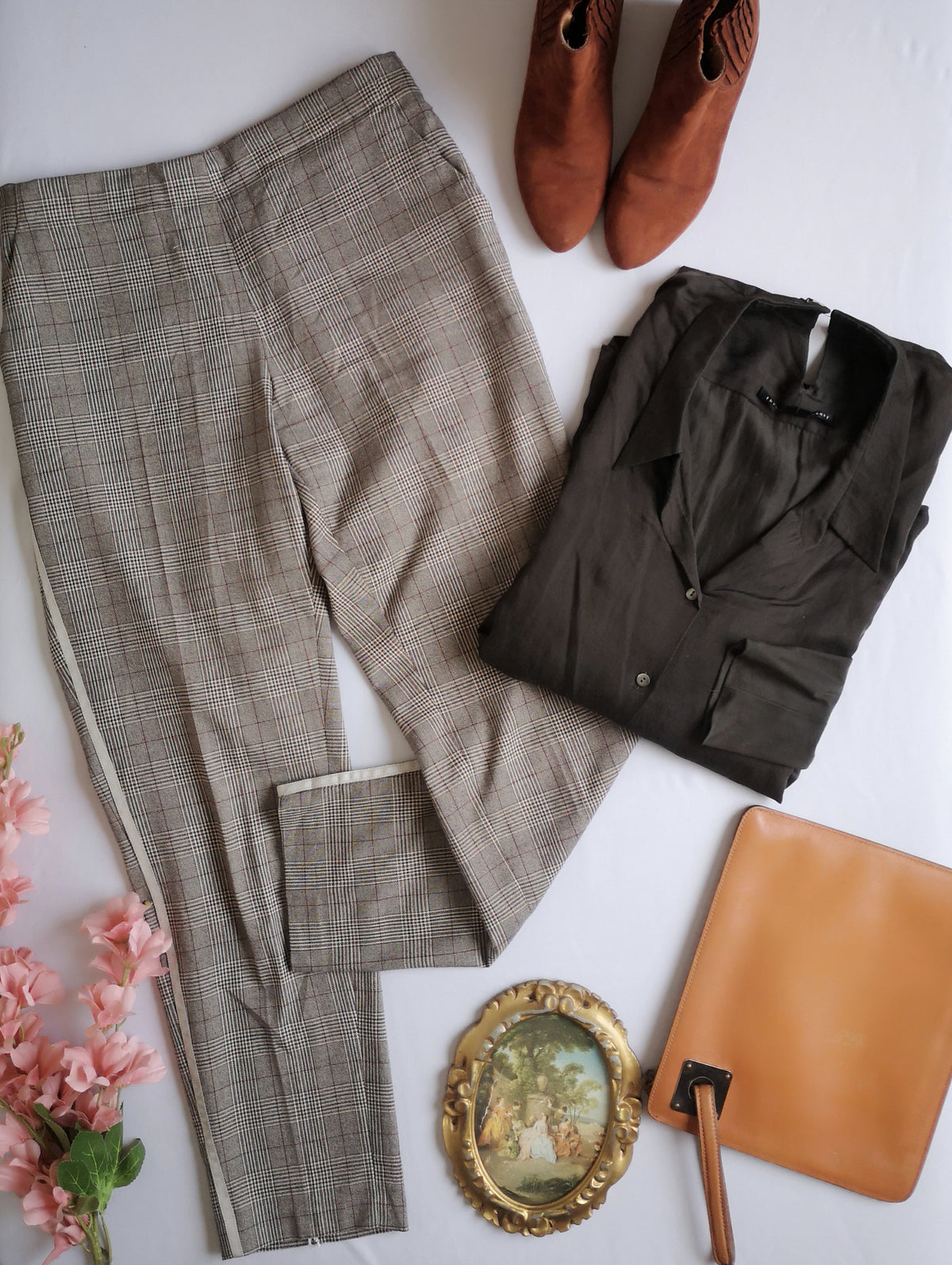 Pantalón corte recto y blusa estilo ancho 💙