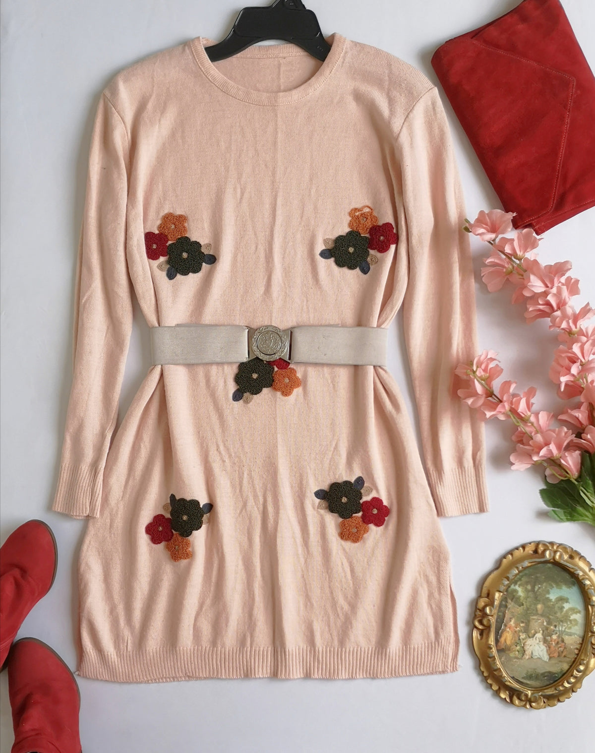 Vestido bordado incluye cincho ⚓