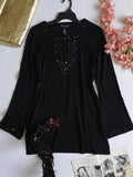 Blusa larga bordada