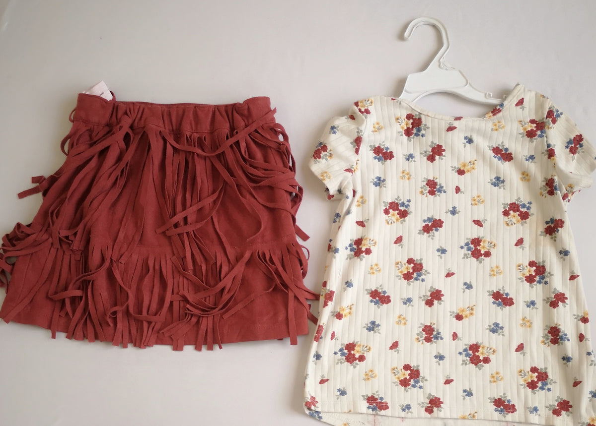 Falda con flecos y blusa ❤️