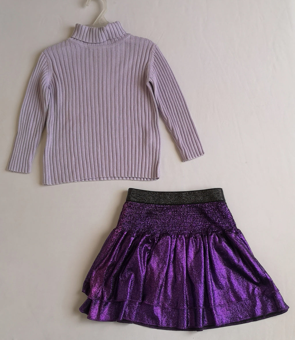 Falda con blusa cuello alto