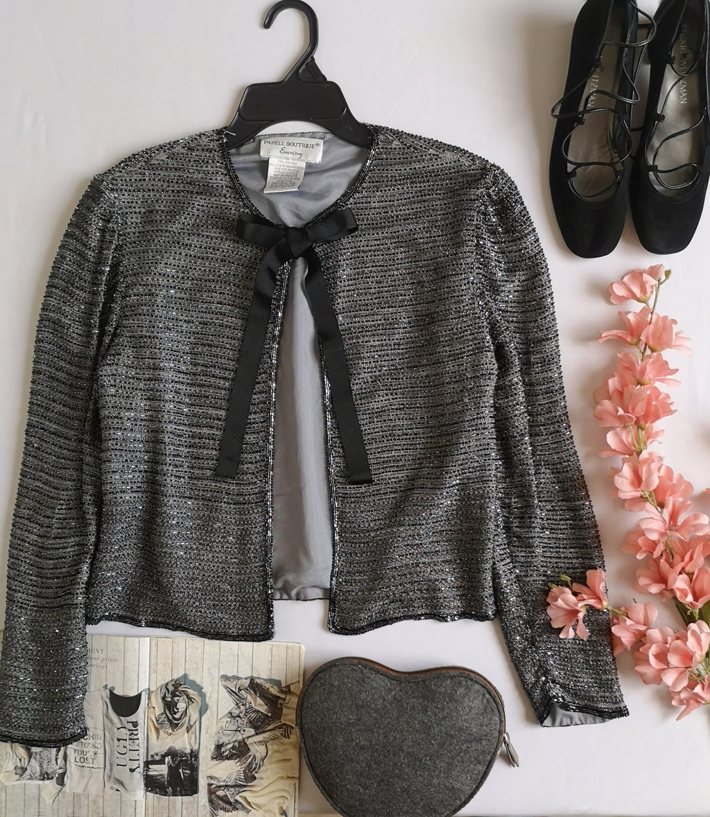 Chaqueta de seda con moño ⚓