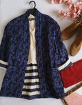 Chaqueta con bolsas adelante