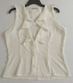Chaleco tipo boho y blusa con olanes ⚓
