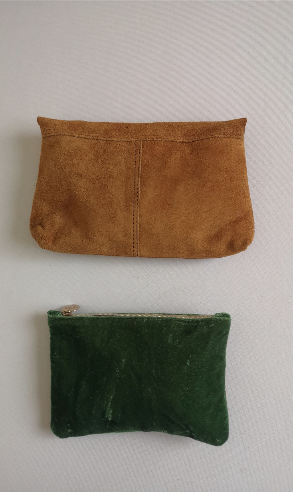 Cartera de cuero con monedero