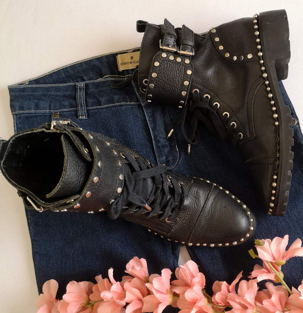 Combat boot