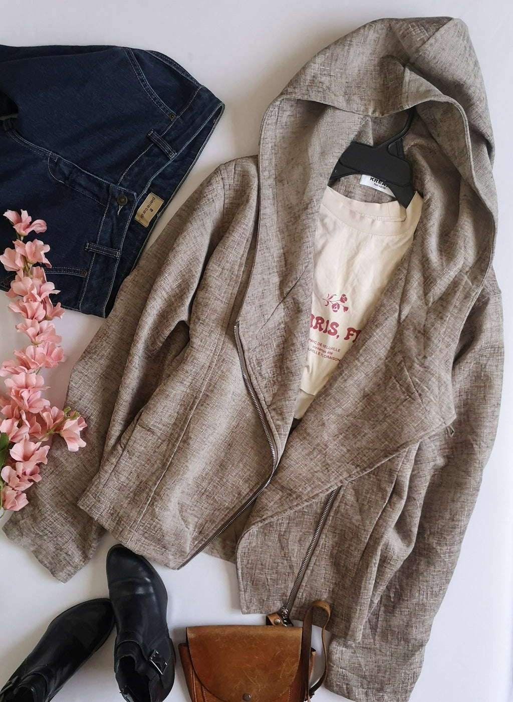 Jacket estilo over size con gorro