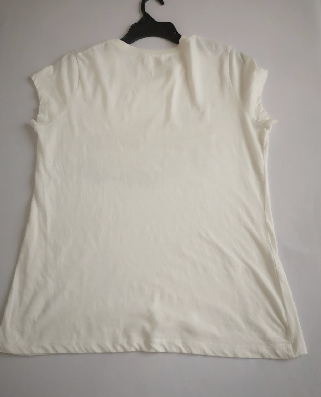 Blusa cuello en u incluye collar