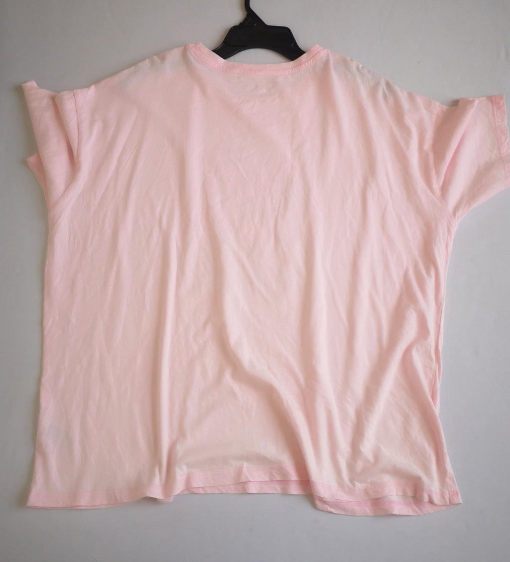 Blusa tela suave Incluye collar