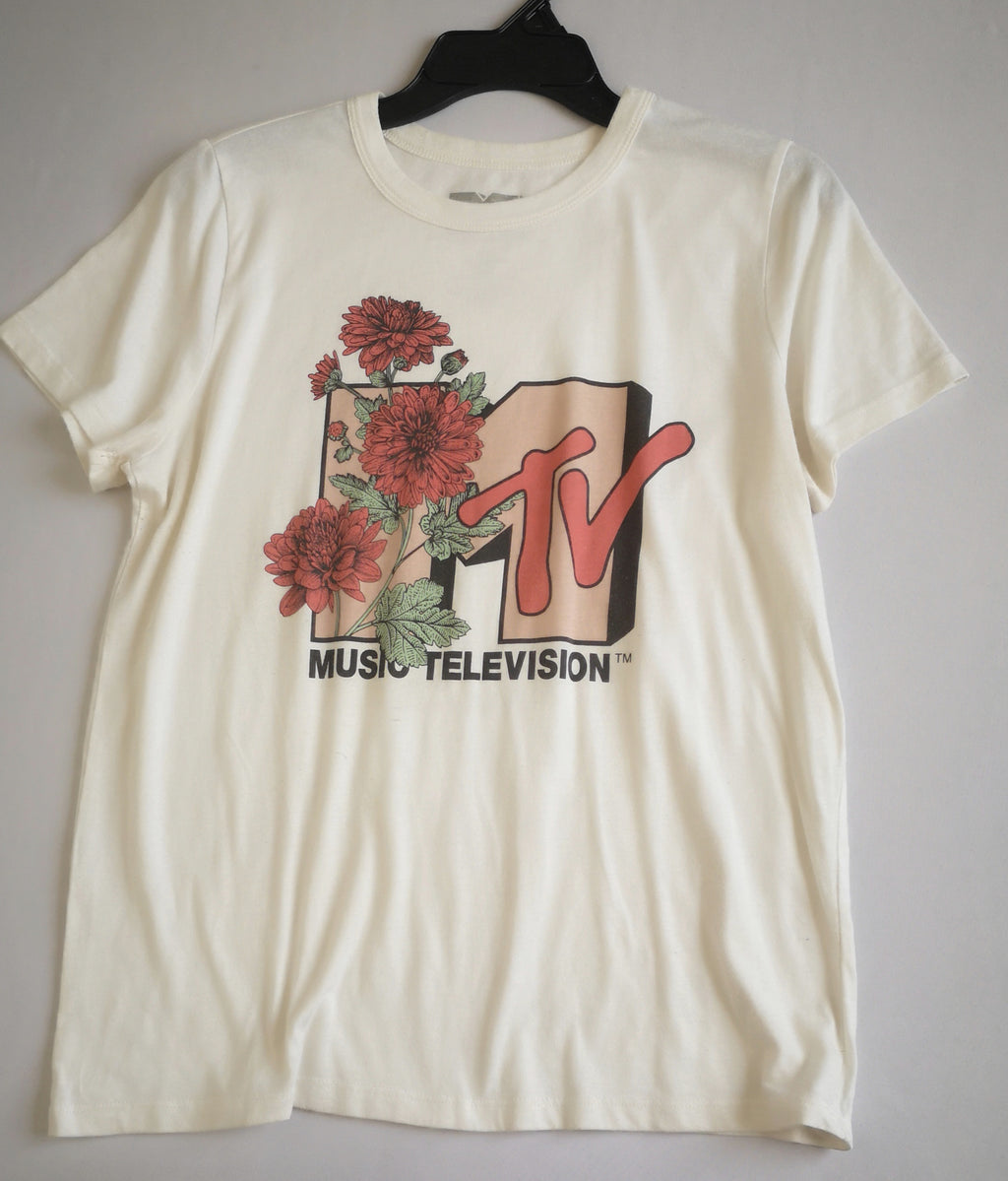 Blusa manga corta incluye collar ❤️