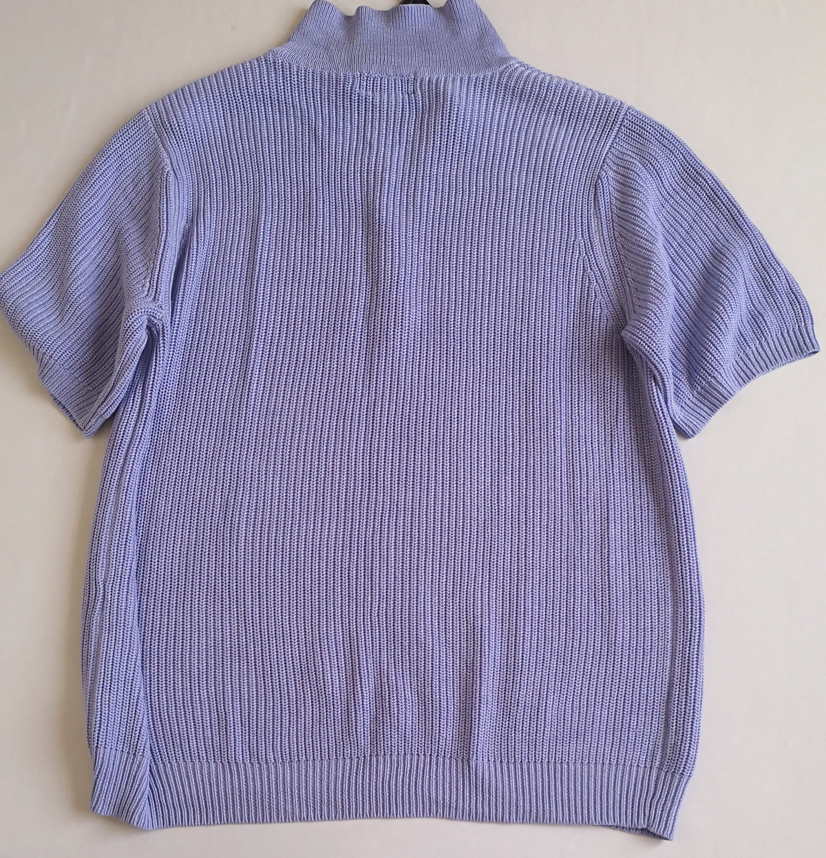 Blusa tejida incluye collar