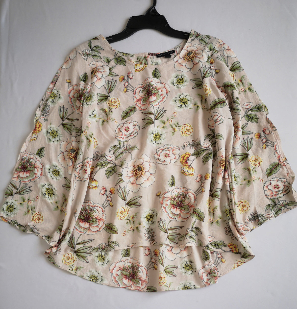 Short con blusa abierta de las mangas ⚓