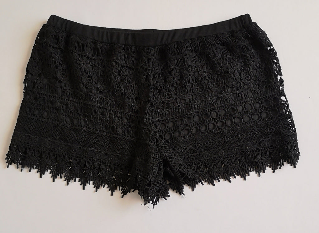 Blusa manga larga con short de encaje ⚓