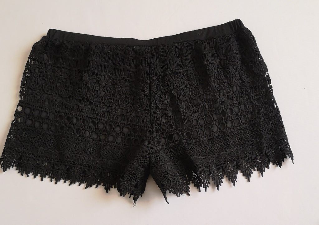 Blusa manga larga con short de encaje ⚓