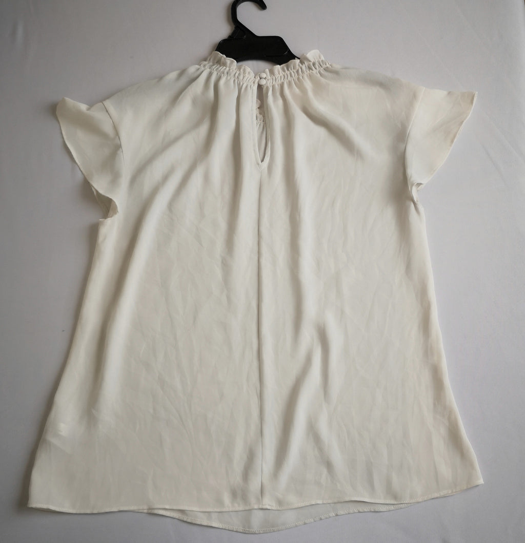 Pantalón con forro y blusa de chifon